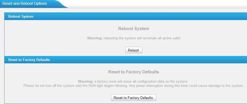 Страница «Reset and Reboot Options»: блок Reboot System с кнопкой Reboot и блок Reset to Factory Defaults с предупреждением о стирании конфигурации